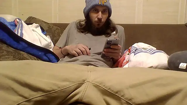 Snapshot of raze_6003 chatting on 01/14/26, 03:17 raze 6003 online show from 01/14/26, 03:17