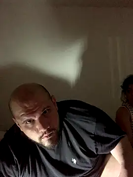 shakeweight online show from 11/28/25, 04:37