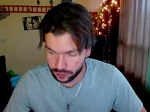 cortelioni massimo  online show from 12/02/25, 06:36