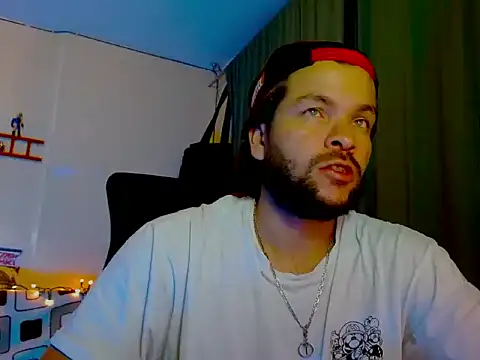 cortelioni massimo  online show from 02/25/26, 01:04