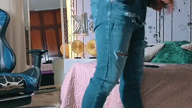 AlphaDrip online show from 11/04/25, 12:15