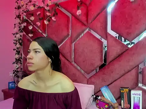 Nanis James online show from 03/18/26, 03:20