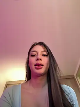 Snapshot of Mavii_ chatting on 05/26/26, 04:58 Mavii online show from 05/26/26, 04:58