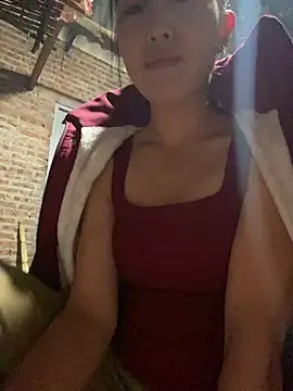 Huong-Ly online show from 12/14/25, 03:23