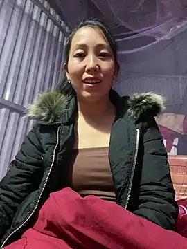 Huong-Ly online show from 01/11/26, 03:06