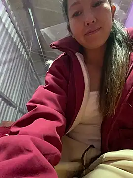 Huong-Ly online show from 02/01/26, 02:21