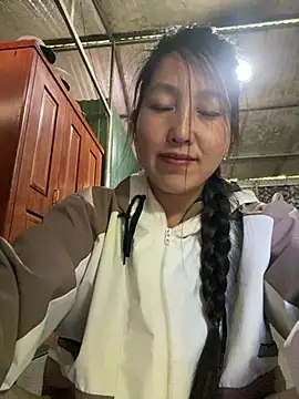 Huong-Ly online show from 02/21/26, 06:03