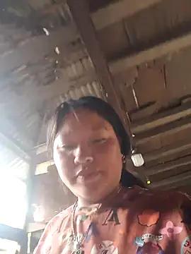 MuiNay online show from 11/05/25, 03:28