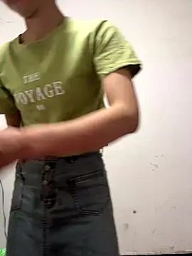 crhong666 online show from 09/24/25, 11:52