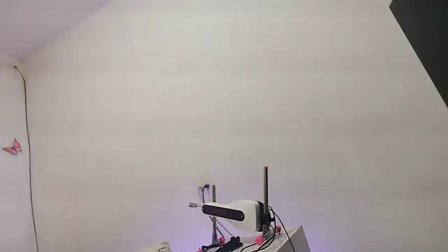 yhazan blake88 online show from 10/21/25, 06:19