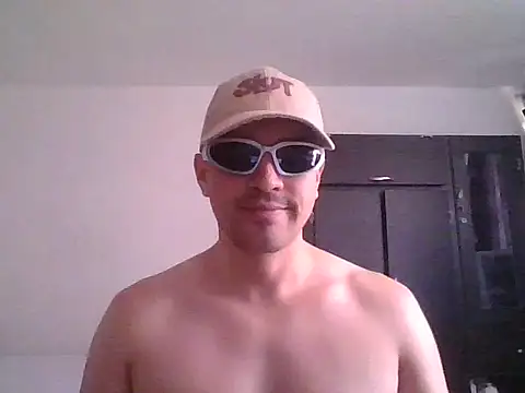 Snapshot of AlphaBoyyX chatting on 09/09/25, 05:34 AlphaBoyyX online show from 09/09/25, 05:34