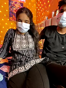 Snapshot of the_Shinchan@xh chatting on 09/09/25, 04:50 the Shinchanxh online show from 09/09/25, 04:50