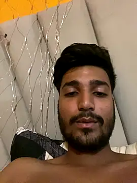 Snapshot of the_Shinchan@xh chatting on 10/22/25, 07:41 the Shinchanxh online show from 10/22/25, 07:41