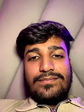 Snapshot of the_Shinchan@xh chatting on 10/23/25, 07:34 the Shinchanxh online show from 10/23/25, 07:34