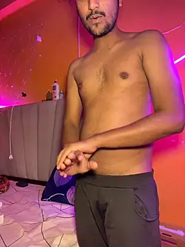 Snapshot of the_Shinchan@xh chatting on 11/28/25, 03:25 the Shinchanxh online show from 11/28/25, 03:25