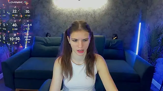 Snapshot of PussyOnLuck chatting on 10/17/25, 07:00 PussyOnLuck online show from 10/17/25, 07:00