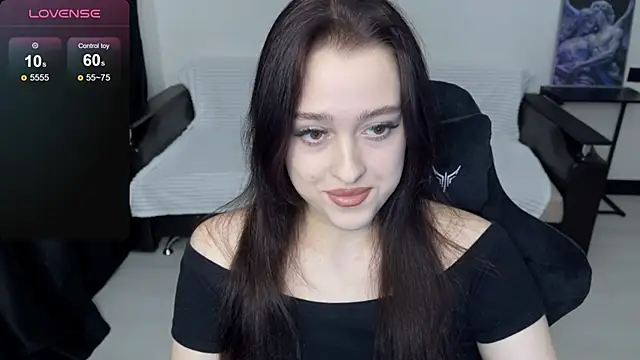 Snapshot of Sunshine_J chatting on 09/26/25, 04:22 Sunshine J online show from 09/26/25, 04:22