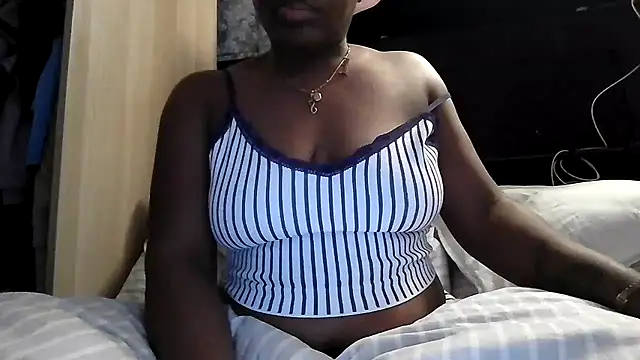 Curvy AfricanQuinn online show from 02/16/26, 09:33