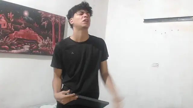 alice julls online show from 09/25/25, 04:21