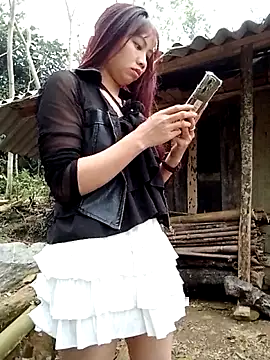 Dung-Thao19 online show from 12/14/25, 11:53