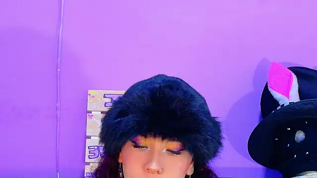 CristalRose online show from 04/30/26, 08:57