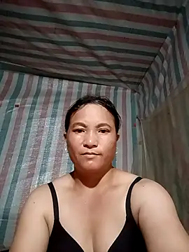 Love-Mama33 online show from 10/13/25, 01:55