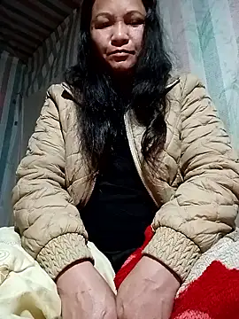 Love-Mama33 online show from 01/12/26, 06:02