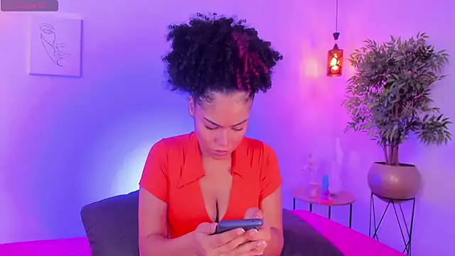 Snapshot of delaylacruz chatting on 09/30/25, 07:41 delaylacruz online show from 09/30/25, 07:41