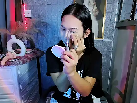 Snapshot of Nathalie_Smith19 chatting on 04/06/26, 10:27 Nathalie Smith19 online show from 04/06/26, 10:27