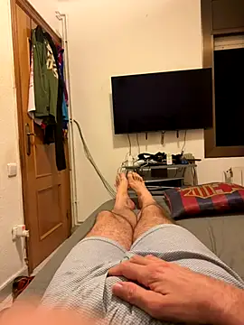 gigolobcn online show from 09/12/25, 03:17