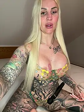 CoraDiamond online show from 03/09/26, 10:14