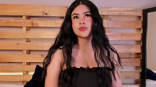 Emma  clark  online show from 09/24/25, 12:52