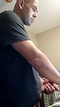 Snapshot of LeeCox chatting on 09/17/25, 09:44 LeeCox online show from 09/17/25, 09:44