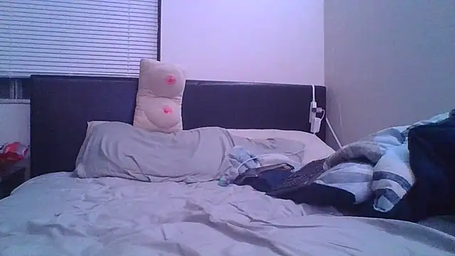 Snapshot of Eclipticice94 chatting on 09/27/25, 06:40 Eclipticice94 online show from 09/27/25, 06:40