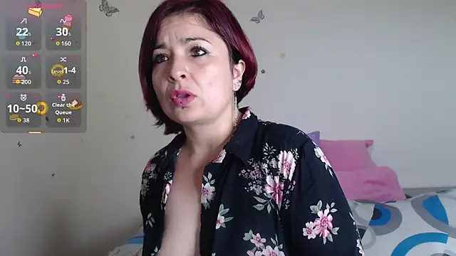 evangeline lover online show from 10/02/25, 12:01