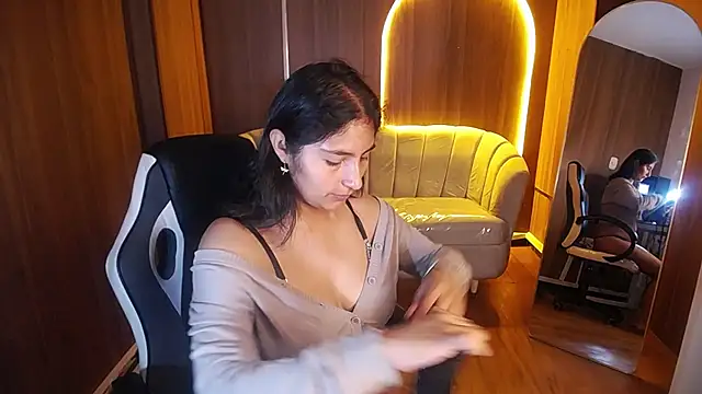 Snapshot of Gumball_b chatting on 10/29/25, 03:31 Gumball b online show from 10/29/25, 03:31