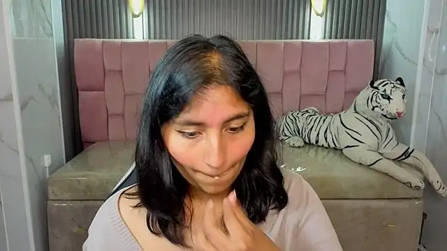 Snapshot of Gumball_b chatting on 10/29/25, 03:36 Gumball b online show from 10/29/25, 03:36