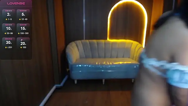 Snapshot of Gumball_b chatting on 11/29/25, 01:03 Gumball b online show from 11/29/25, 01:03