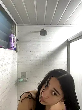 Snapshot of heartty_Milah chatting on 10/23/25, 07:34 heartty Milah online show from 10/23/25, 07:34