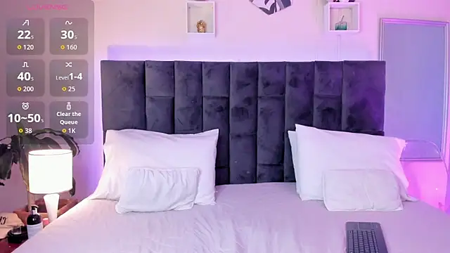 Phillicious   online show from 09/13/25, 09:36