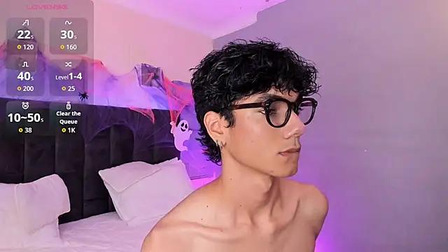 Phillicious   online show from 10/10/25, 09:58