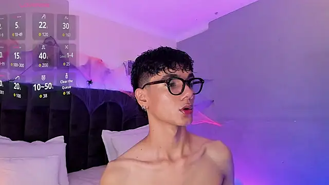 Phillicious   online show from 10/24/25, 09:55