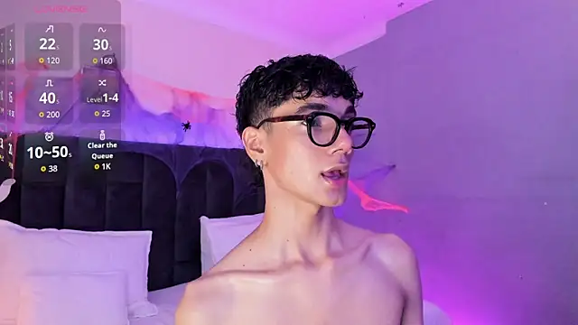 Phillicious   online show from 10/29/25, 09:49