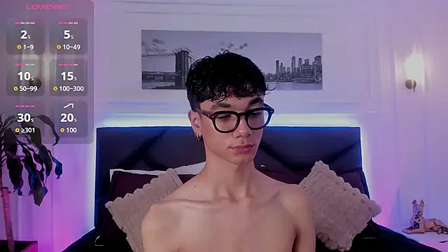 Phillicious   online show from 11/01/25, 10:23