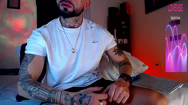 Edwardjonnes online show from 05/20/26, 01:45