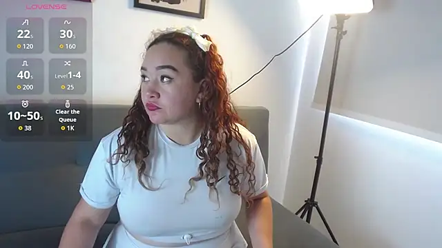 Paris boobsbbw online show from 10/14/25, 09:26