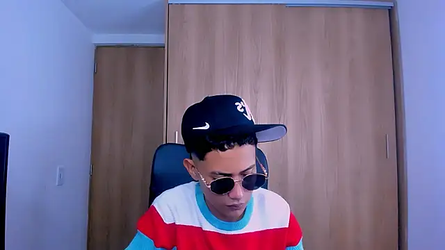 Toy boy777 online show from 02/19/26, 09:22