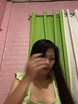 Snapshot of Cleo17 chatting on 06/18/26, 01:37 Cleo17 online show from 06/18/26, 01:37