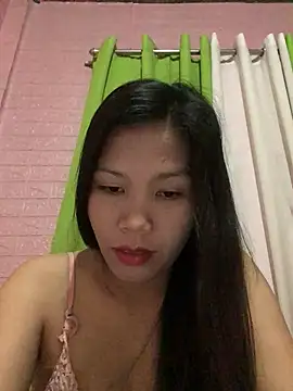 Snapshot of Cleo17 chatting on 07/13/26, 11:46 Cleo17 online show from 07/13/26, 11:46