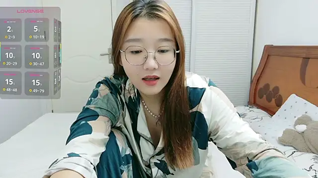 sisi-maiden online show from 10/08/25, 10:57